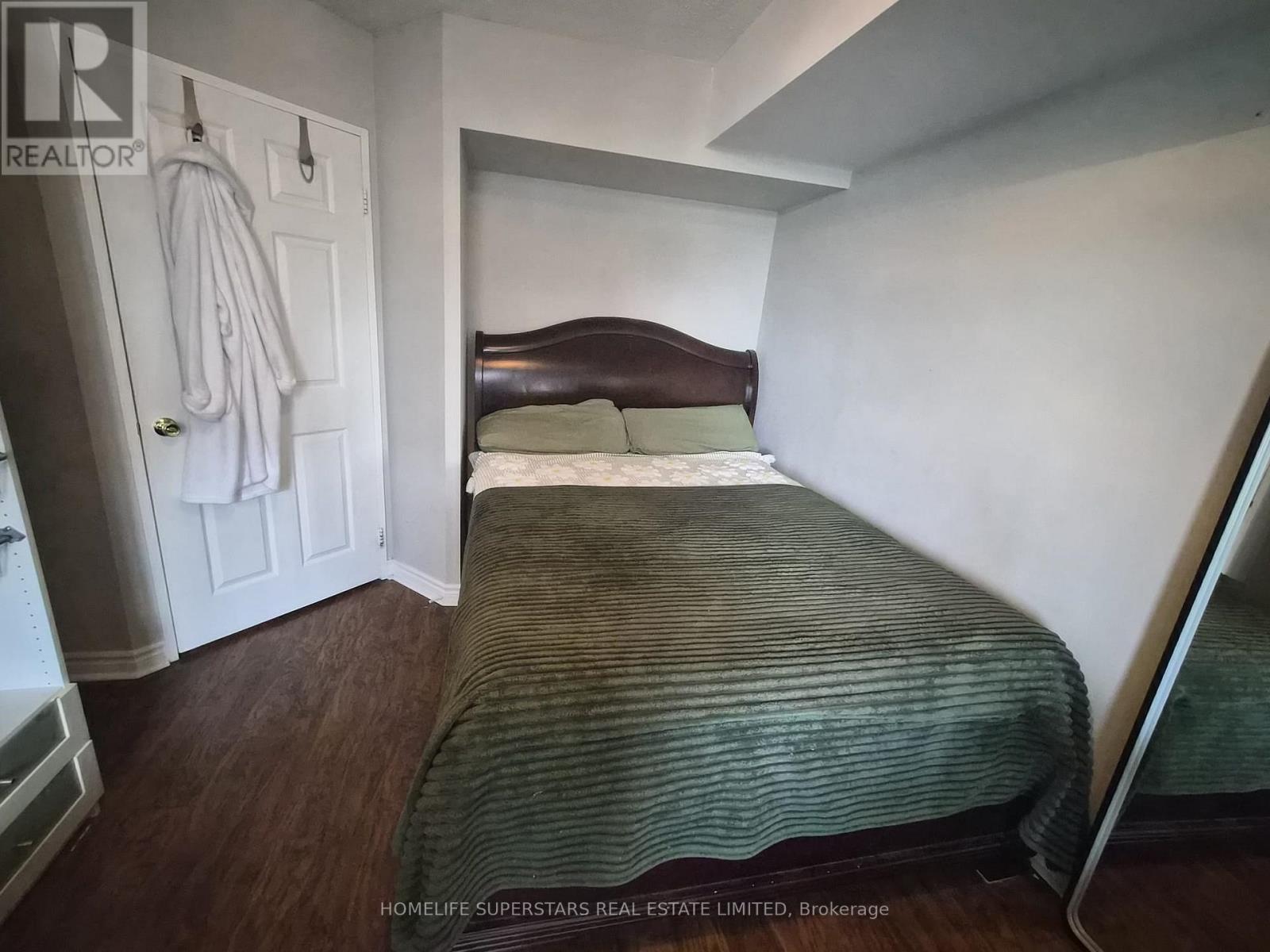 2001 - 18 Parkview Avenue, Toronto, Ontario  M2N 7H7 - Photo 8 - C13555172