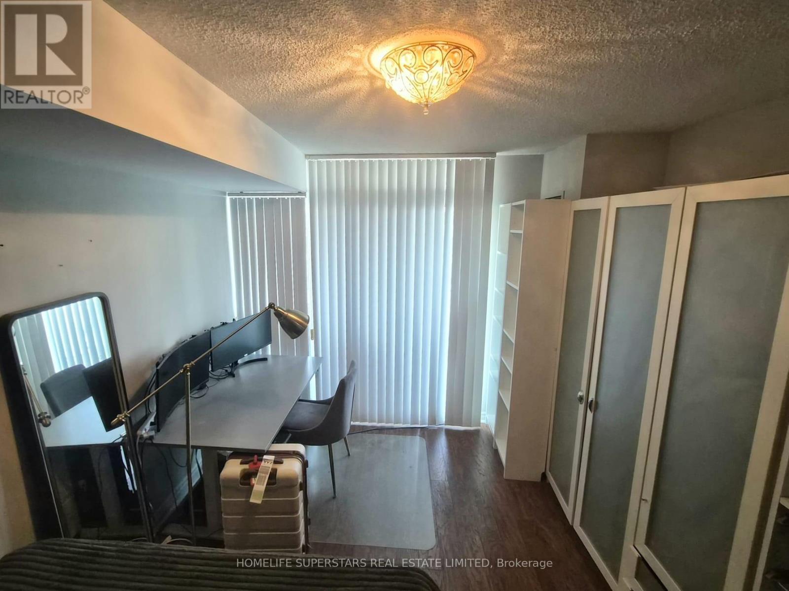 2001 - 18 Parkview Avenue, Toronto, Ontario  M2N 7H7 - Photo 9 - C13555172