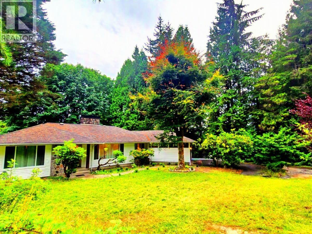 Upstairs 640 STEVENS DRIVE