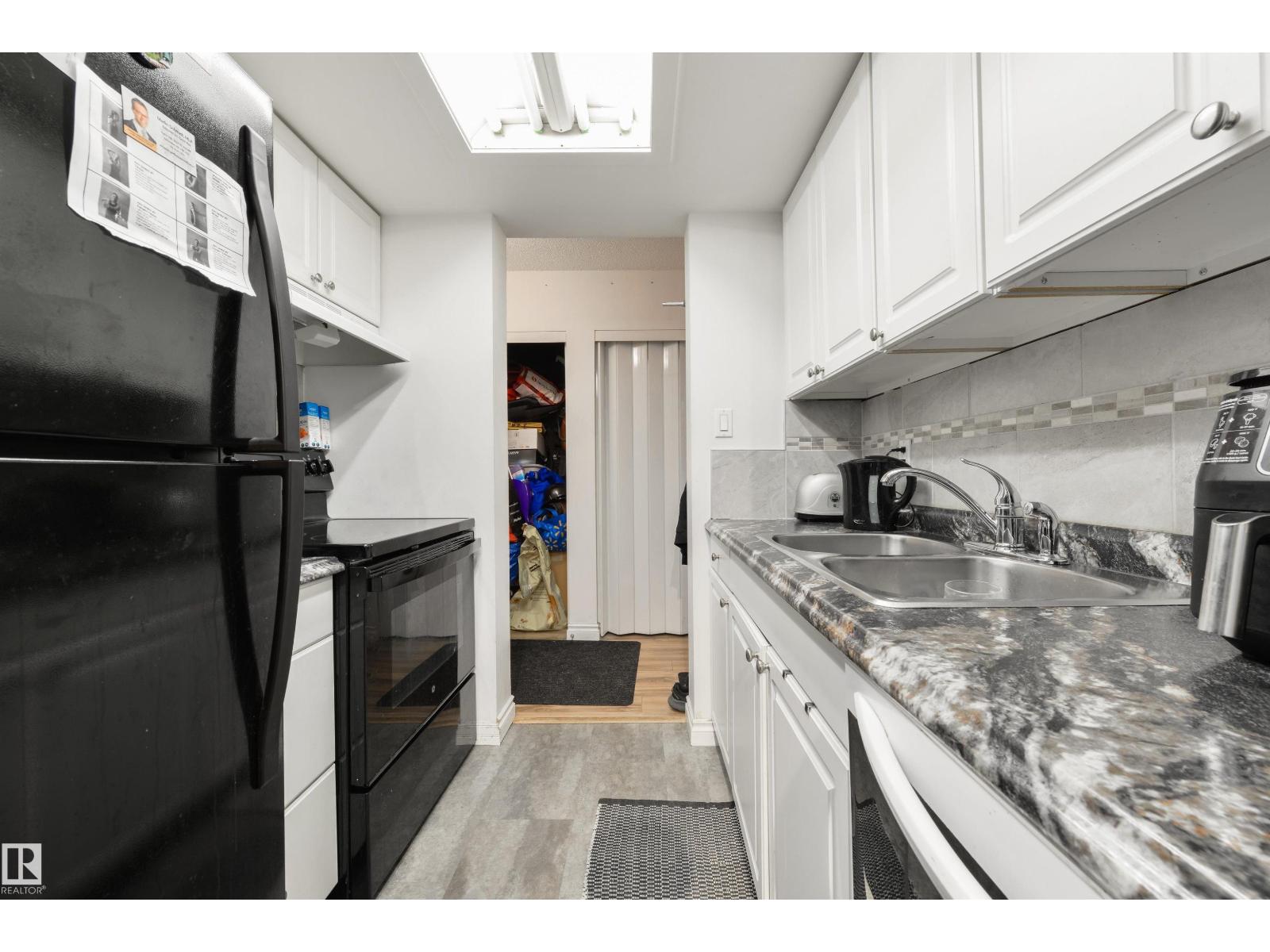 #204 11026 106 St NW, Edmonton, Alberta  T5H 2Y4 - Photo 11 - E4498782