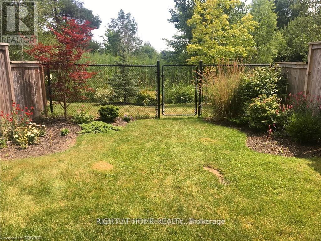 2234 Country Club Drive, Burlington, Ontario  L7M 5A8 - Photo 4 - W13564034