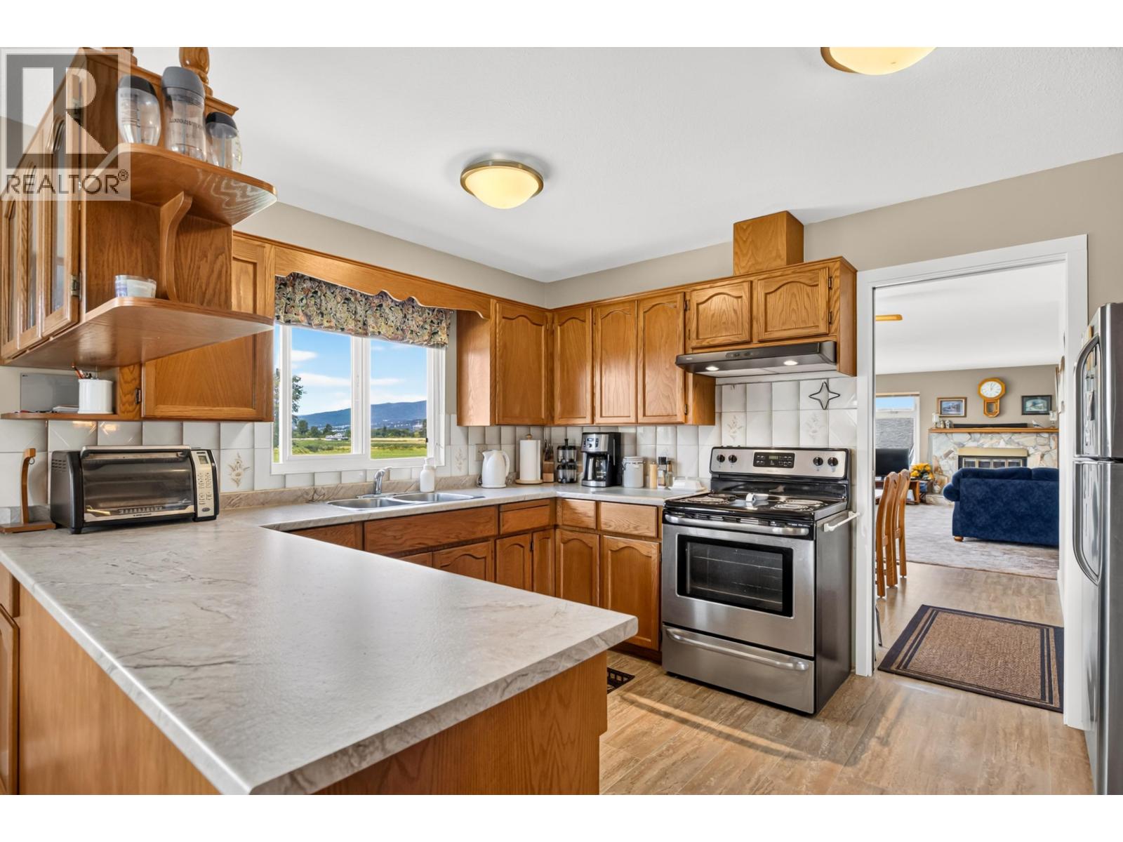14221 Mckechnie Road, Pitt Meadows, British Columbia  V3Y 1Z1 - Photo 2 - R3146284