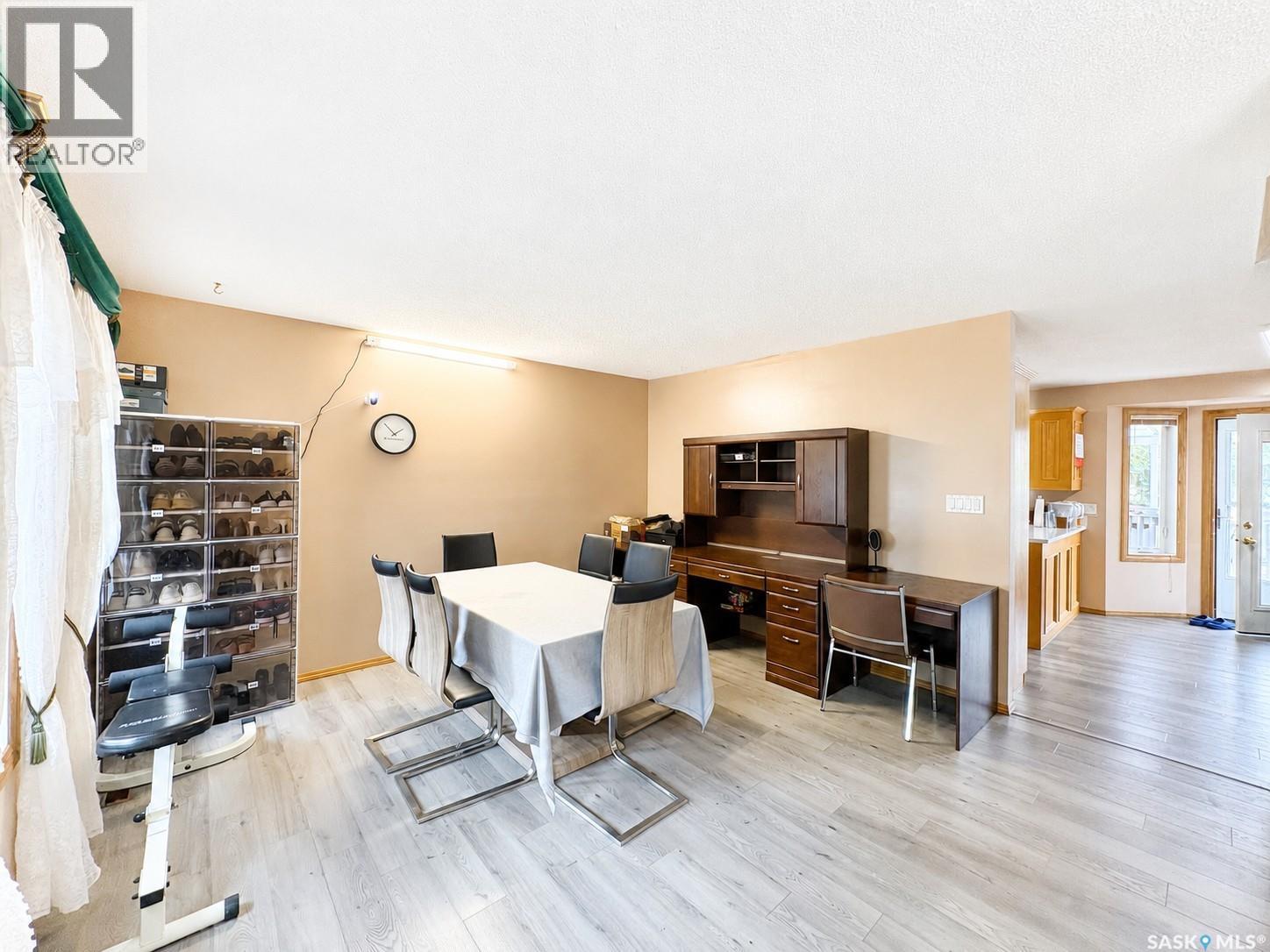 5503 Ballantine Court, Regina, Saskatchewan  S4X 4K4 - Photo 5 - SK042543