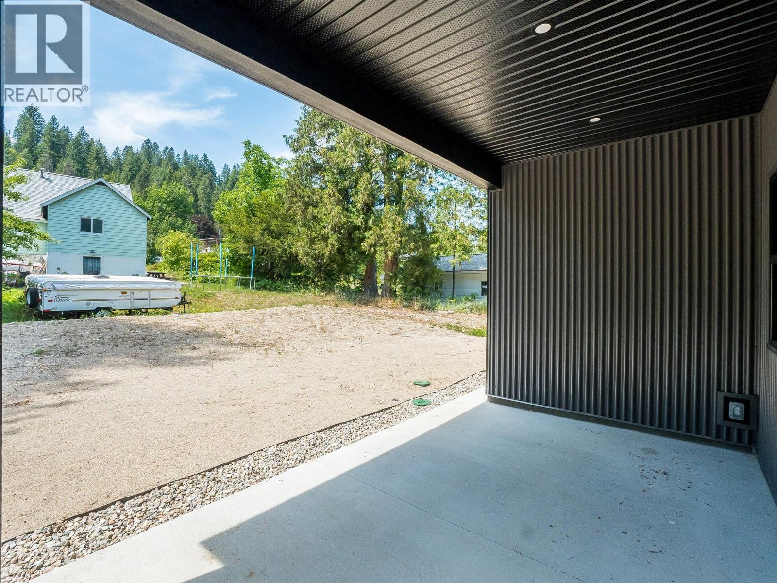 2634 9th Avenue, Castlegar, British Columbia  V1N 2Y9 - Photo 34 - 10394465