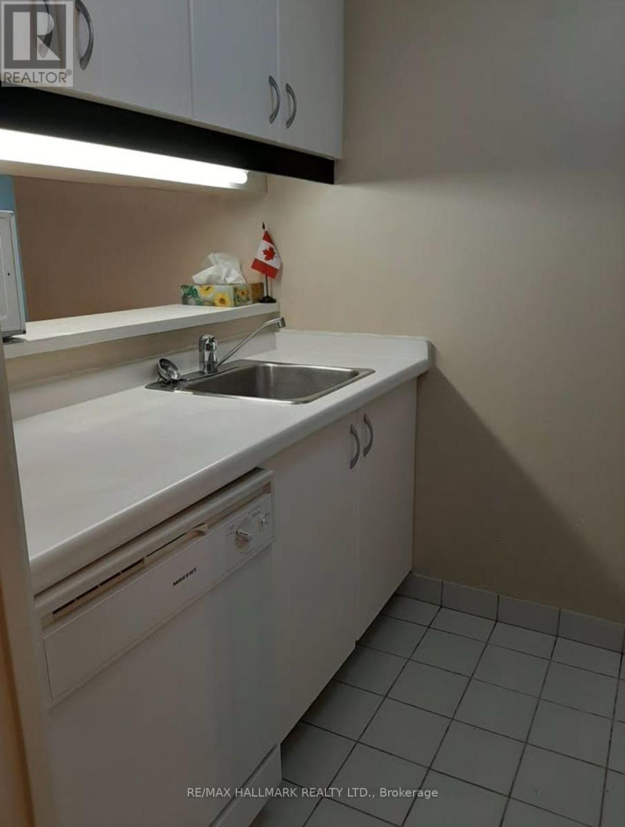 821 - 711 Bay Street, Toronto, Ontario M5G 2J8 - Photo 3 - C13564120