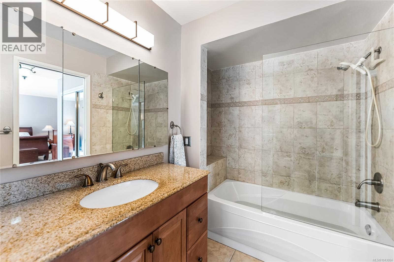 4052 Ebony Pl — photo 14
