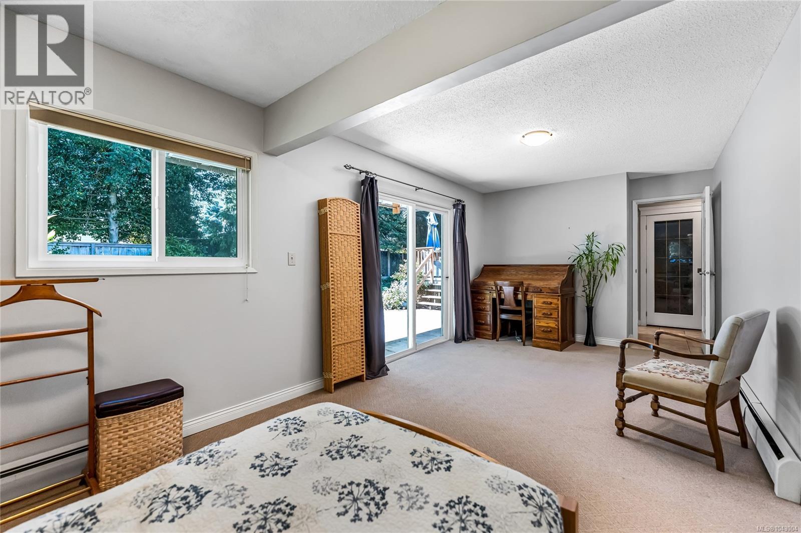 4052 Ebony Pl — photo 16