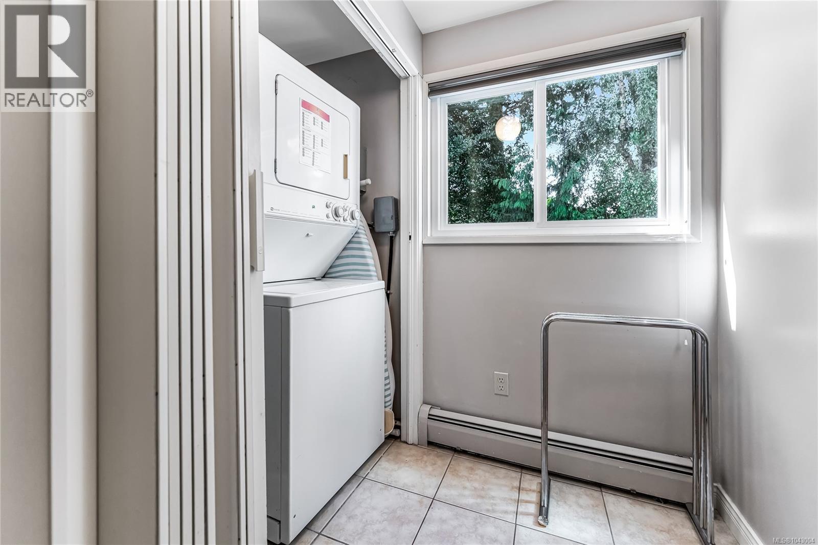 4052 Ebony Pl — photo 18