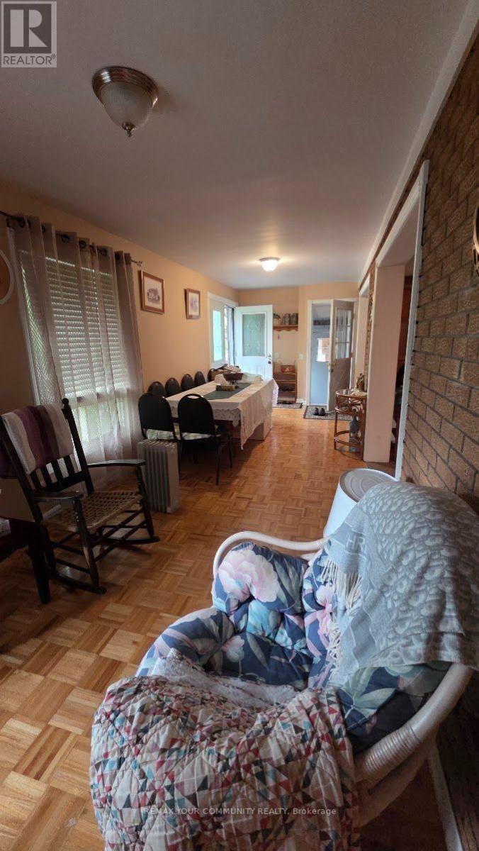 1031 Metro Road, Georgina, Ontario L4P 3E9 - Photo 10 - N13564110