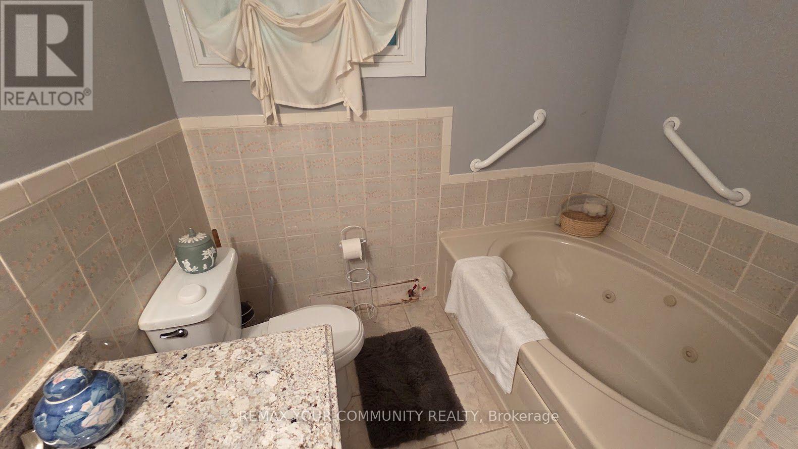 1031 Metro Road, Georgina, Ontario L4P 3E9 - Photo 26 - N13564110