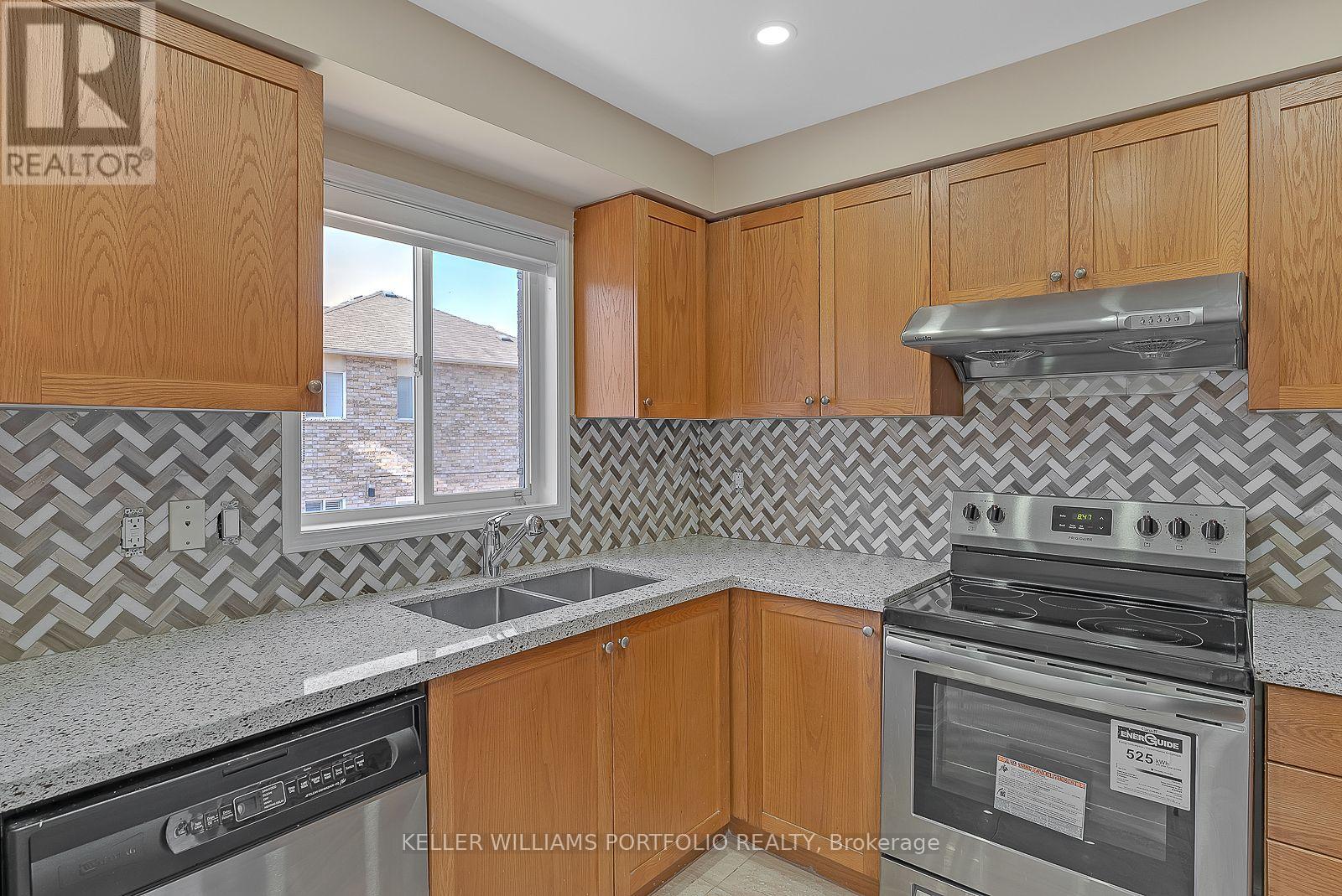 99 Dells Crescent, Brampton, Ontario  L7A 2R4 - Photo 13 - W13564048