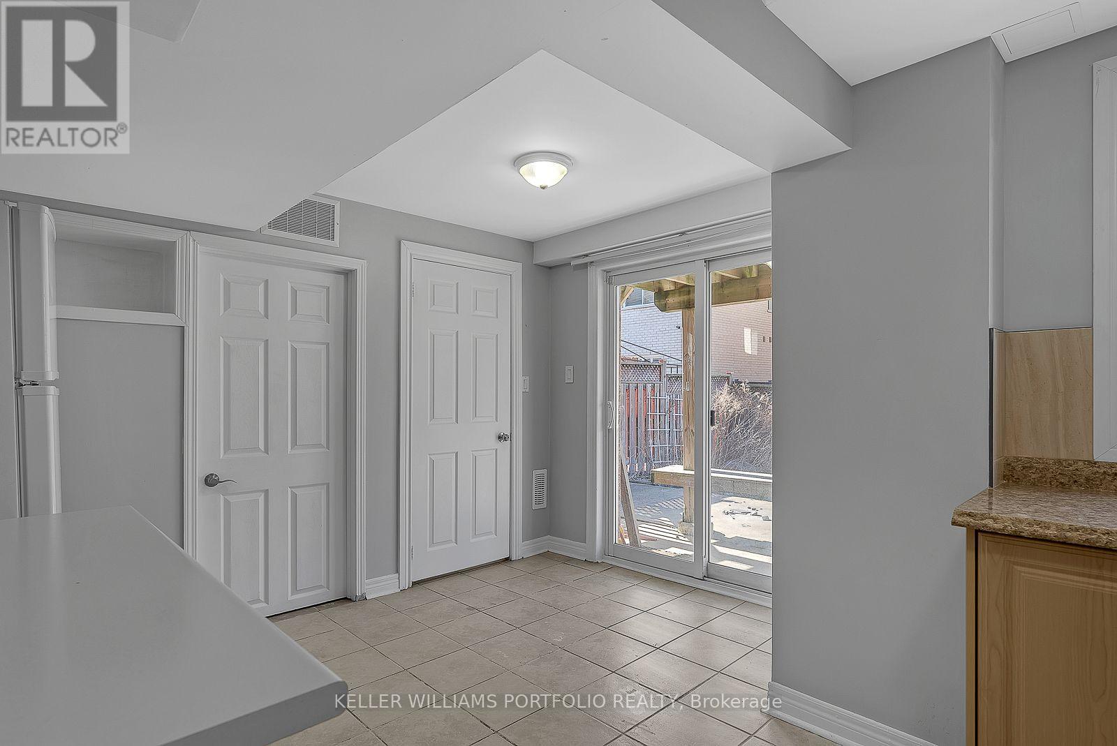 99 Dells Crescent, Brampton, Ontario  L7A 2R4 - Photo 32 - W13564048