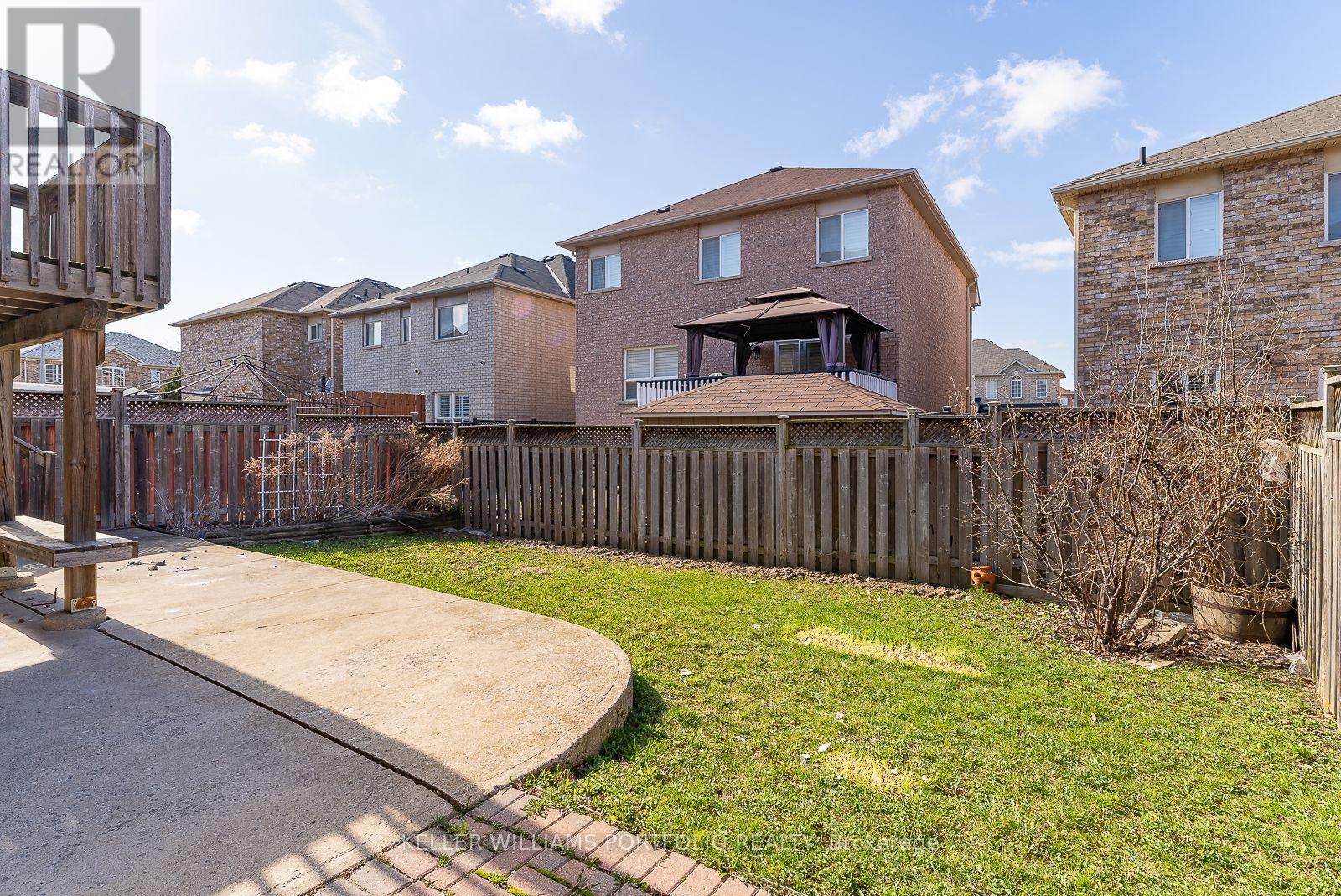 99 Dells Crescent, Brampton, Ontario  L7A 2R4 - Photo 44 - W13564048