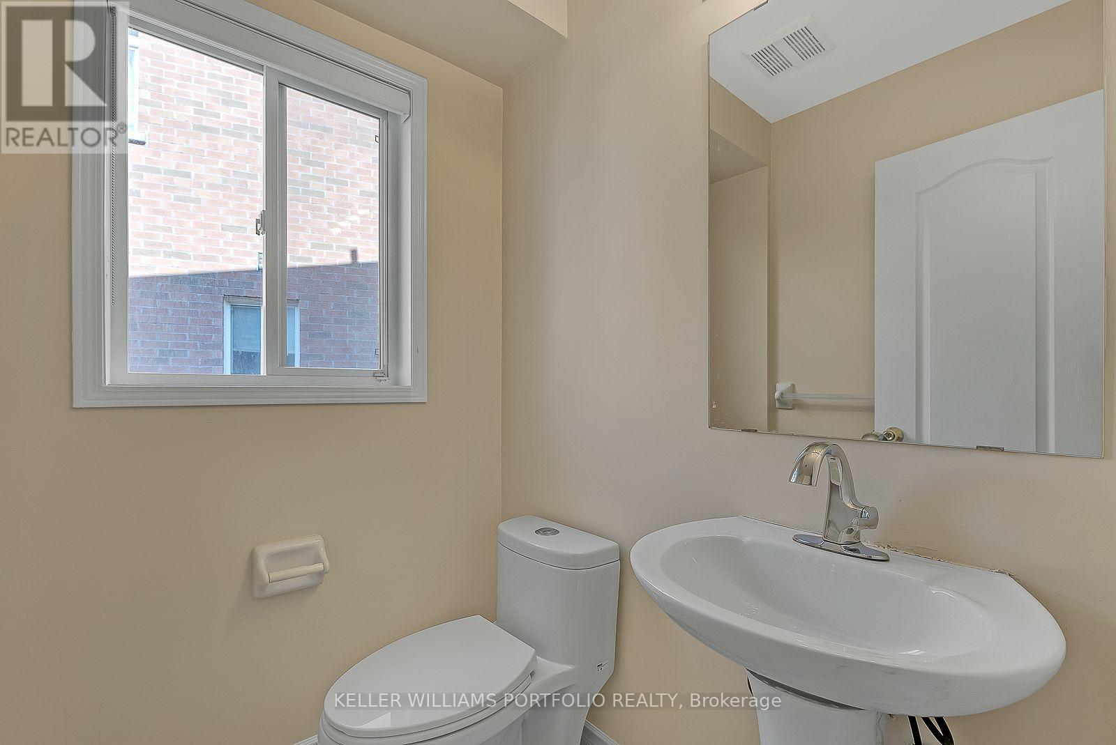99 Dells Crescent, Brampton, Ontario  L7A 2R4 - Photo 8 - W13564048