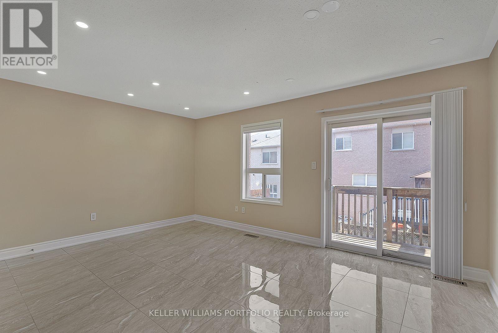 99 Dells Crescent, Brampton, Ontario  L7A 2R4 - Photo 9 - W13564048
