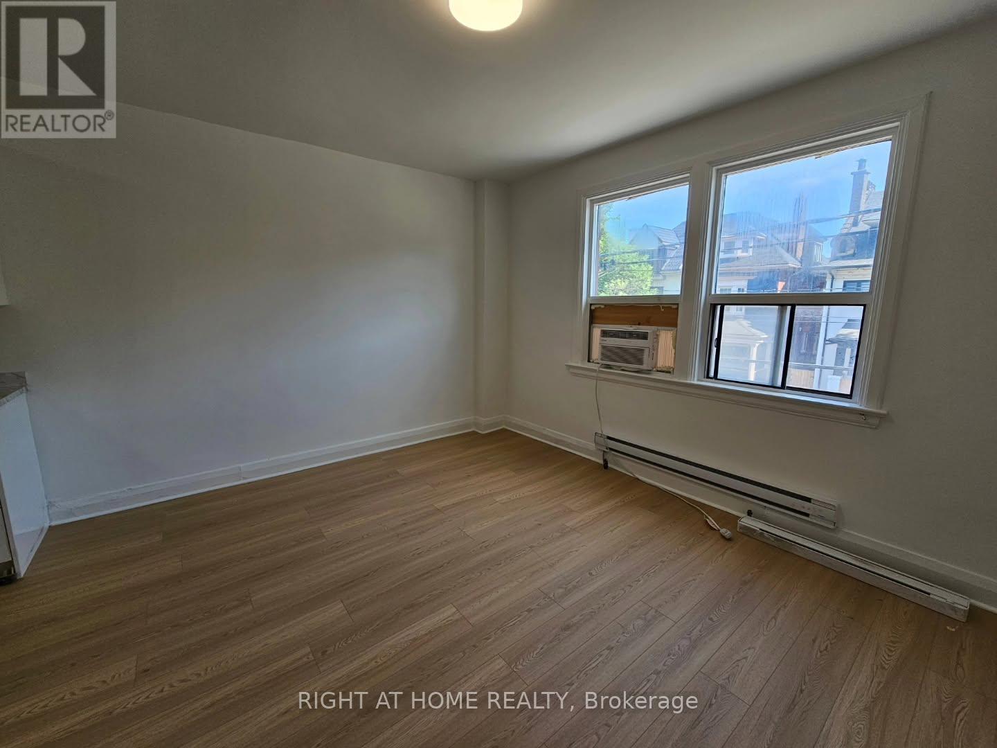 1 - 1304a King Street W, Toronto, Ontario  M6K 1G8 - Photo 5 - W13564140