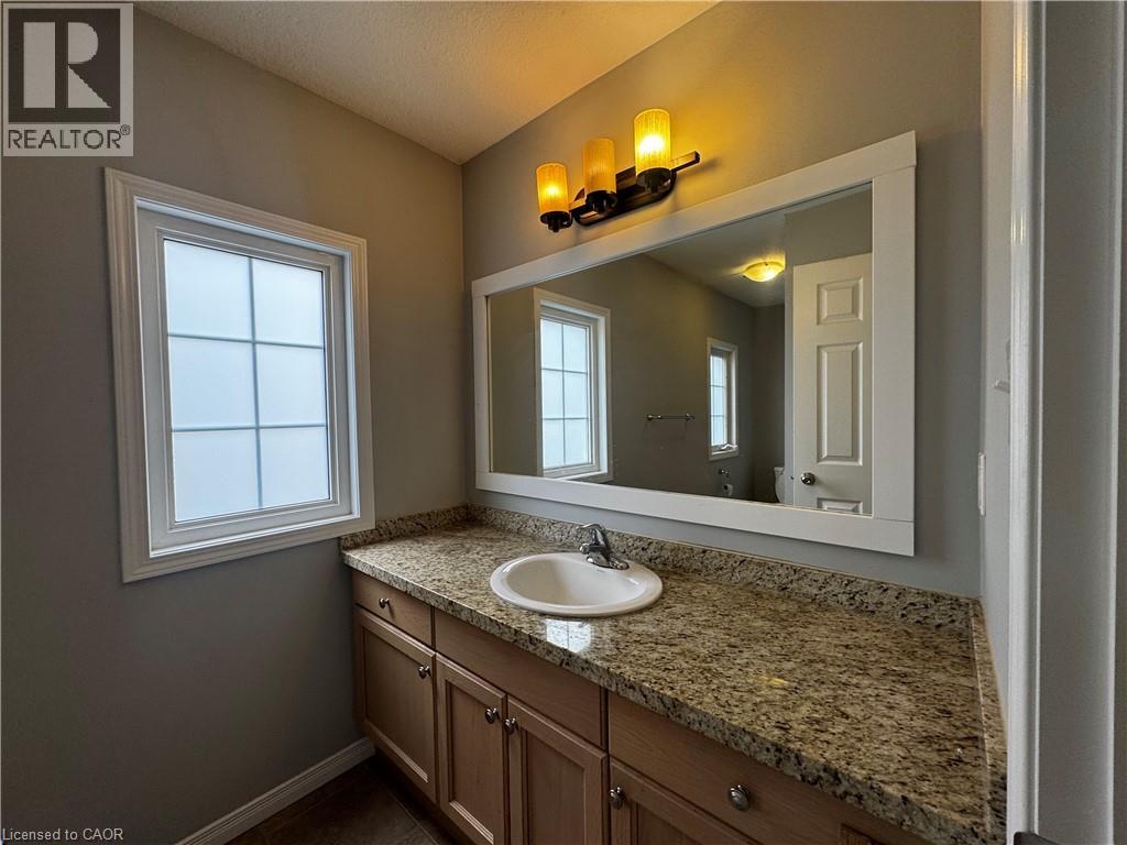 13 Sorrento Street, Kitchener, Ontario  N2R 0A4 - Photo 6 - 40840037