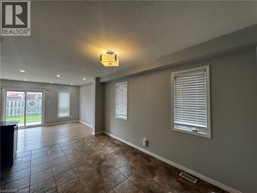 13 Sorrento Street, Kitchener, Ontario  N2R 0A4 - Photo 4 - 40840037