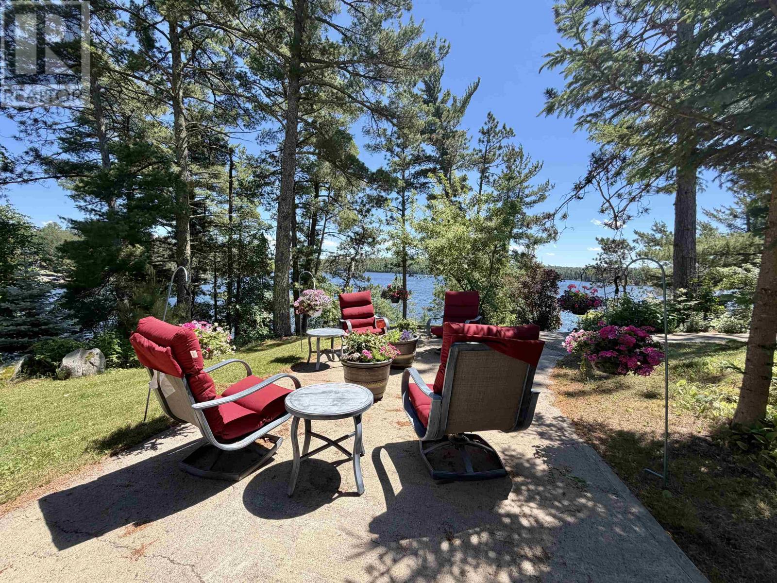 543a Reef Point Rd, Fort Frances, Ontario  P9A 3M3 - Photo 2 - TB2601752