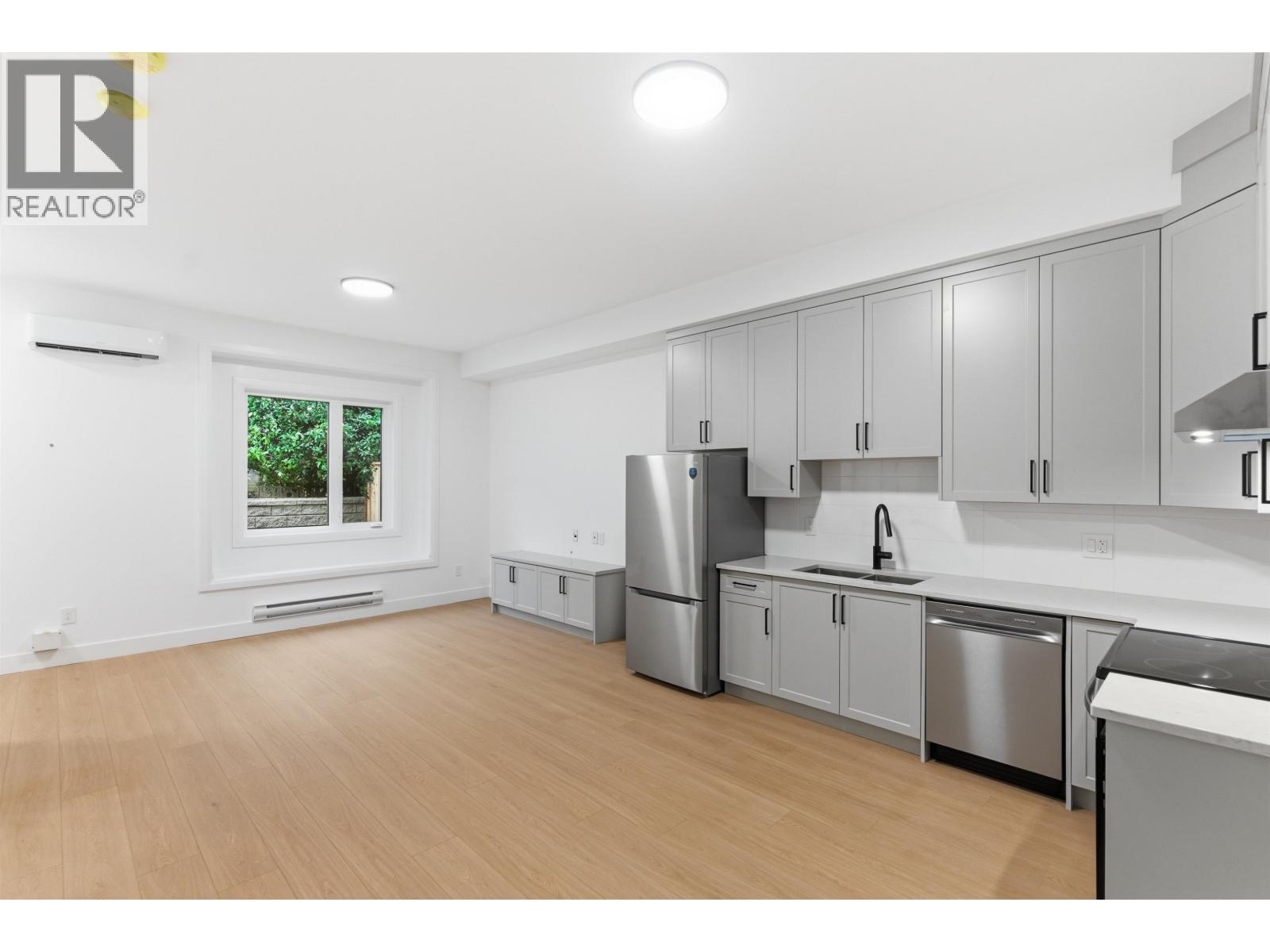 2 8408 17th Avenue, Burnaby, British Columbia  V3N 1N2 - Photo 36 - R3146158