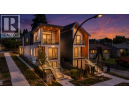 502 E 5TH STREET, North Vancouver, British Columbia