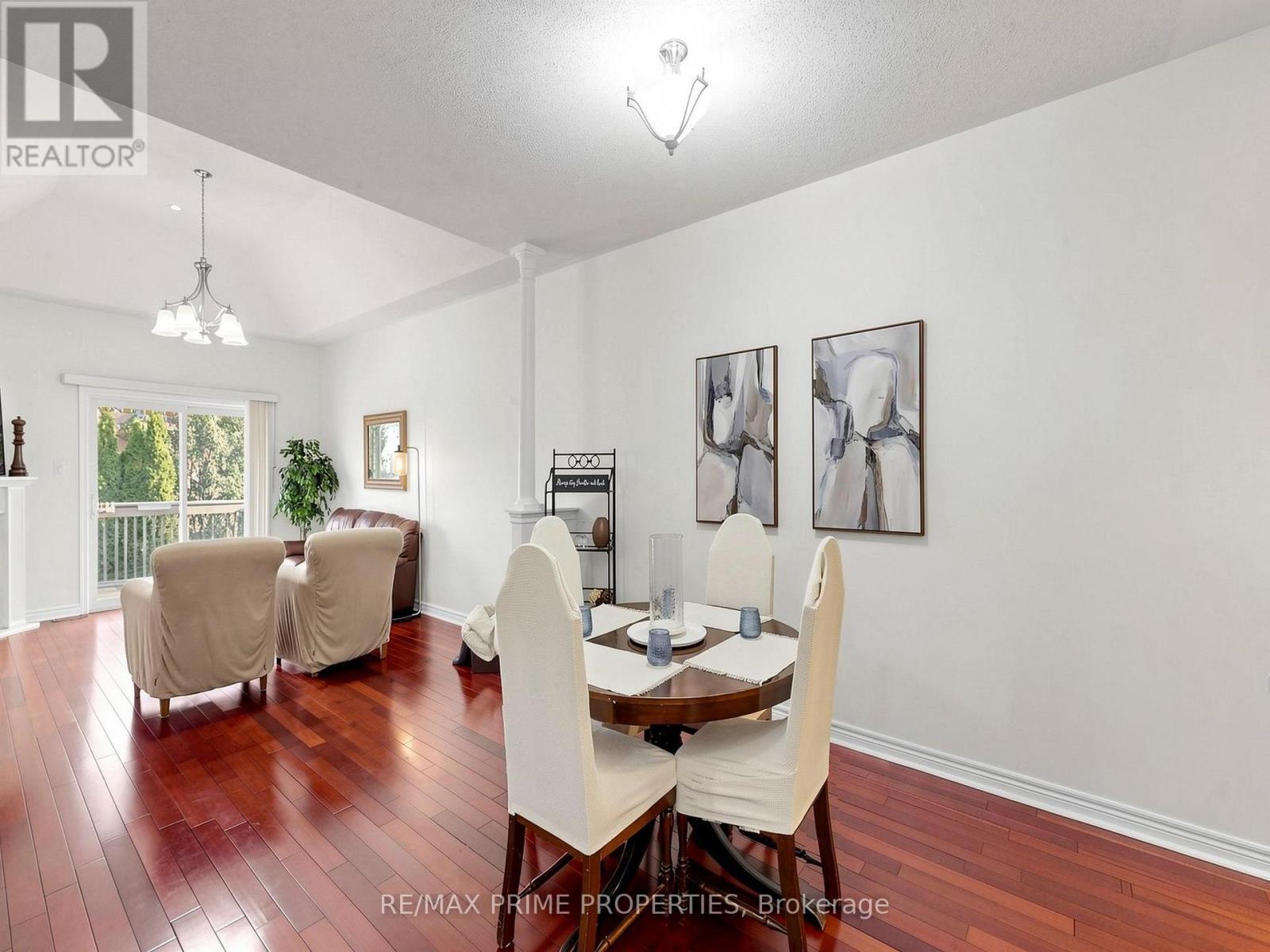 176 Sawmill Valley Drive, Newmarket, Ontario  L3X 2V7 - Photo 15 - N13564182