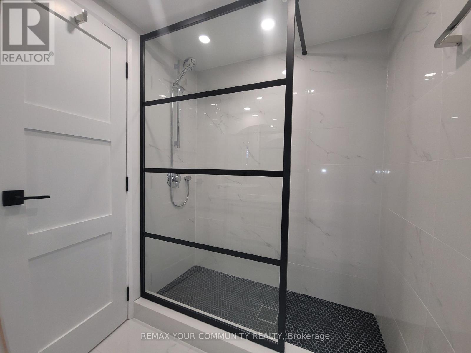 Bsmt - 248 Gladstone Avenue, Toronto, Ontario  M6J 3L6 - Photo 14 - C13553552
