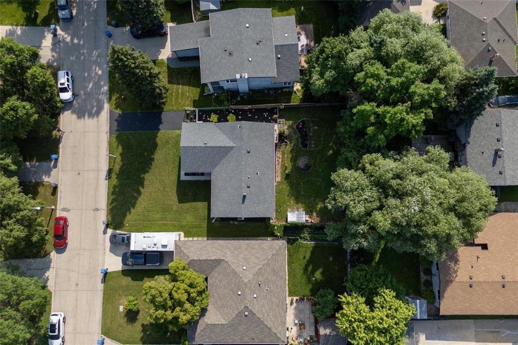 24 Southmoor Road, Winnipeg, Manitoba R2J 2P4 - Photo 38 - 202616596