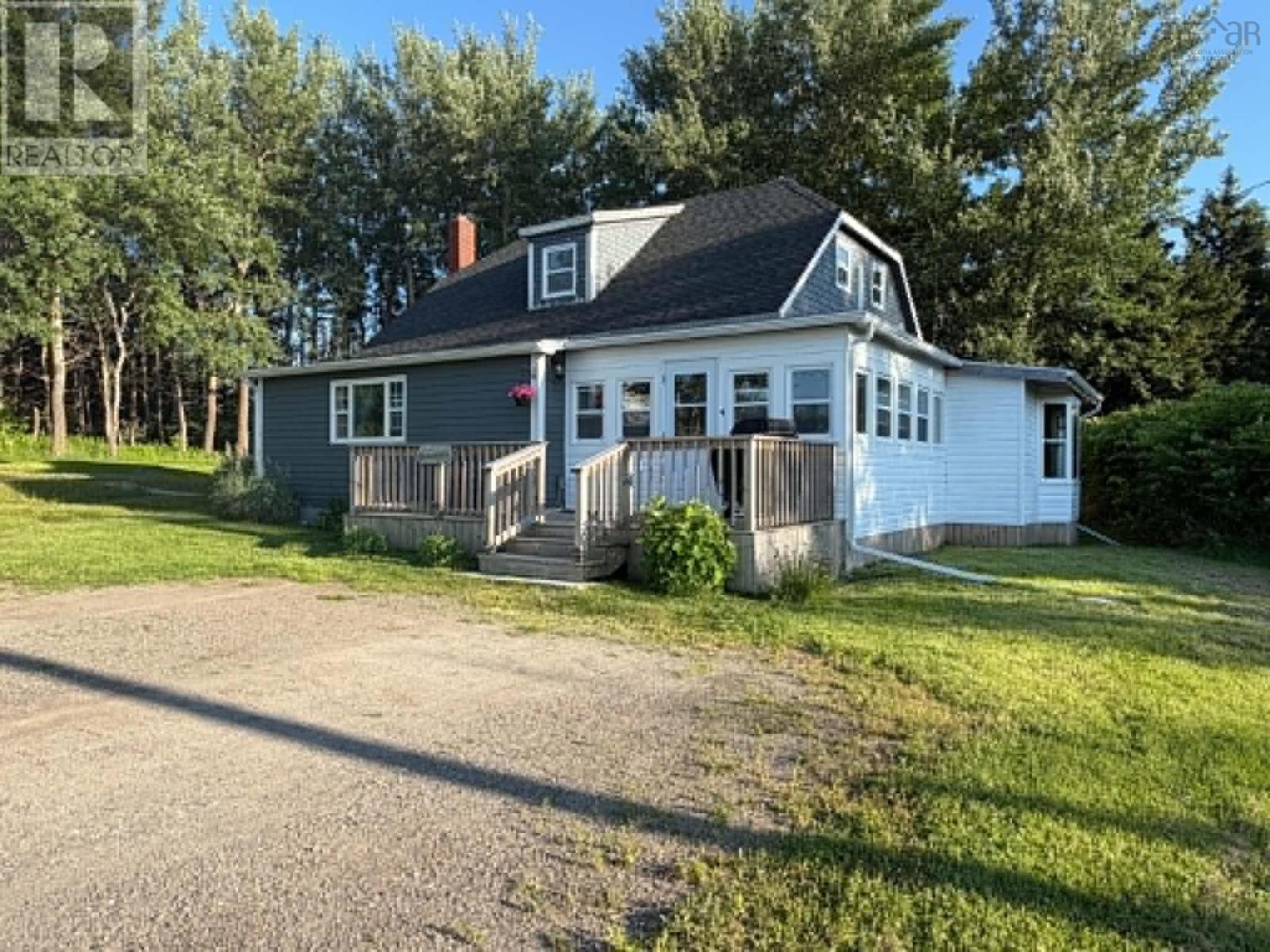 126 Pembroke Road, Grand Étang, Nova Scotia  B0E 1H0 - Photo 2 - 202607094