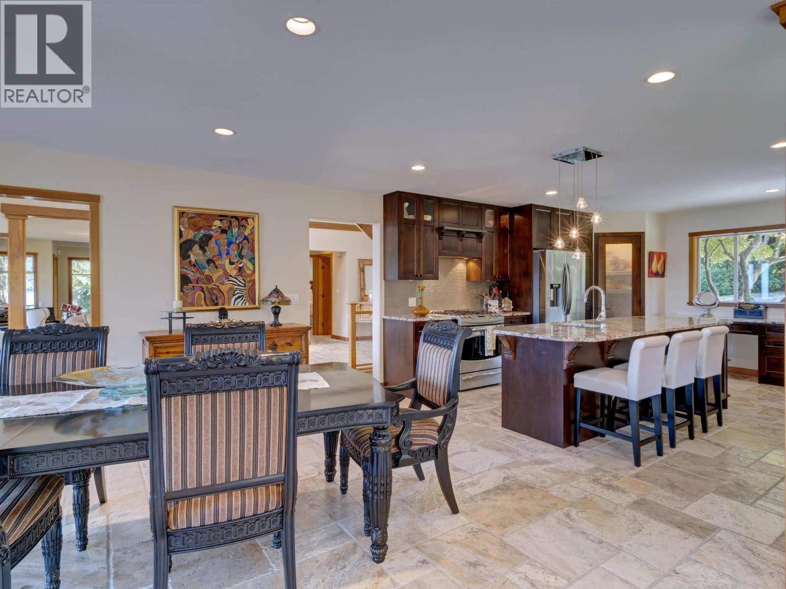 6480 Shoreline Place, Sechelt, British Columbia  V7Z 0L1 - Photo 19 - R3146334