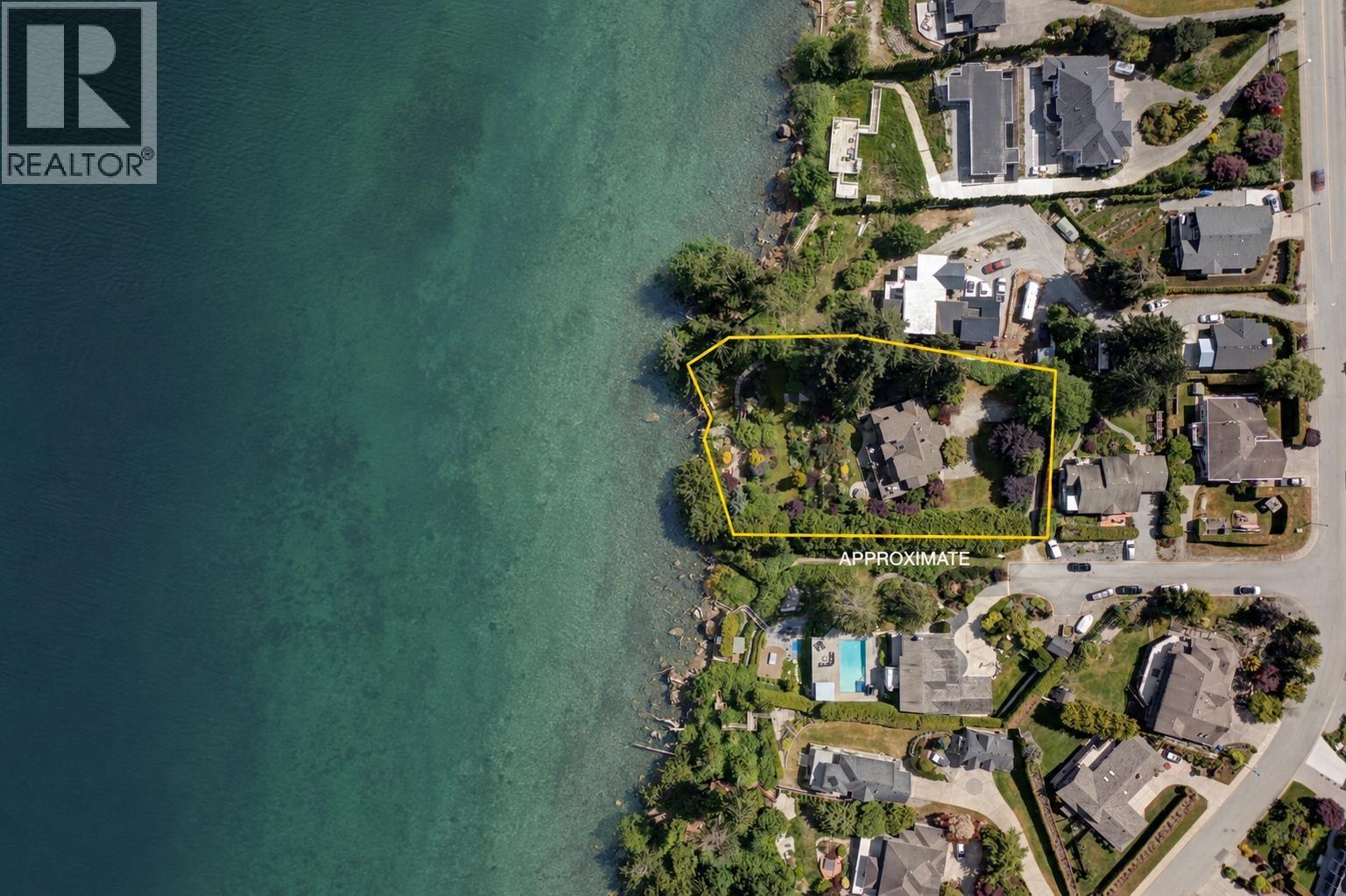 6480 Shoreline Place, Sechelt, British Columbia  V7Z 0L1 - Photo 7 - R3146334