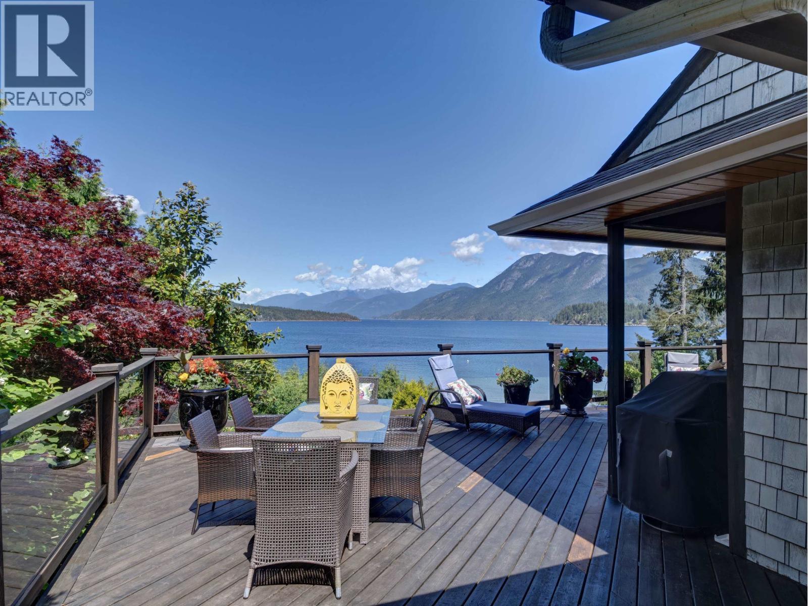6480 Shoreline Place, Sechelt, British Columbia  V7Z 0L1 - Photo 4 - R3146334