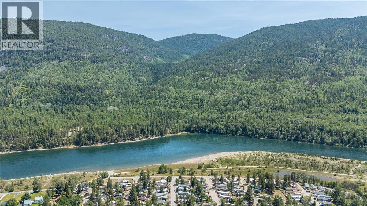 500 16th Avenue Unit# 41, Genelle, British Columbia  V0G 1G0 - Photo 2 - 10394639