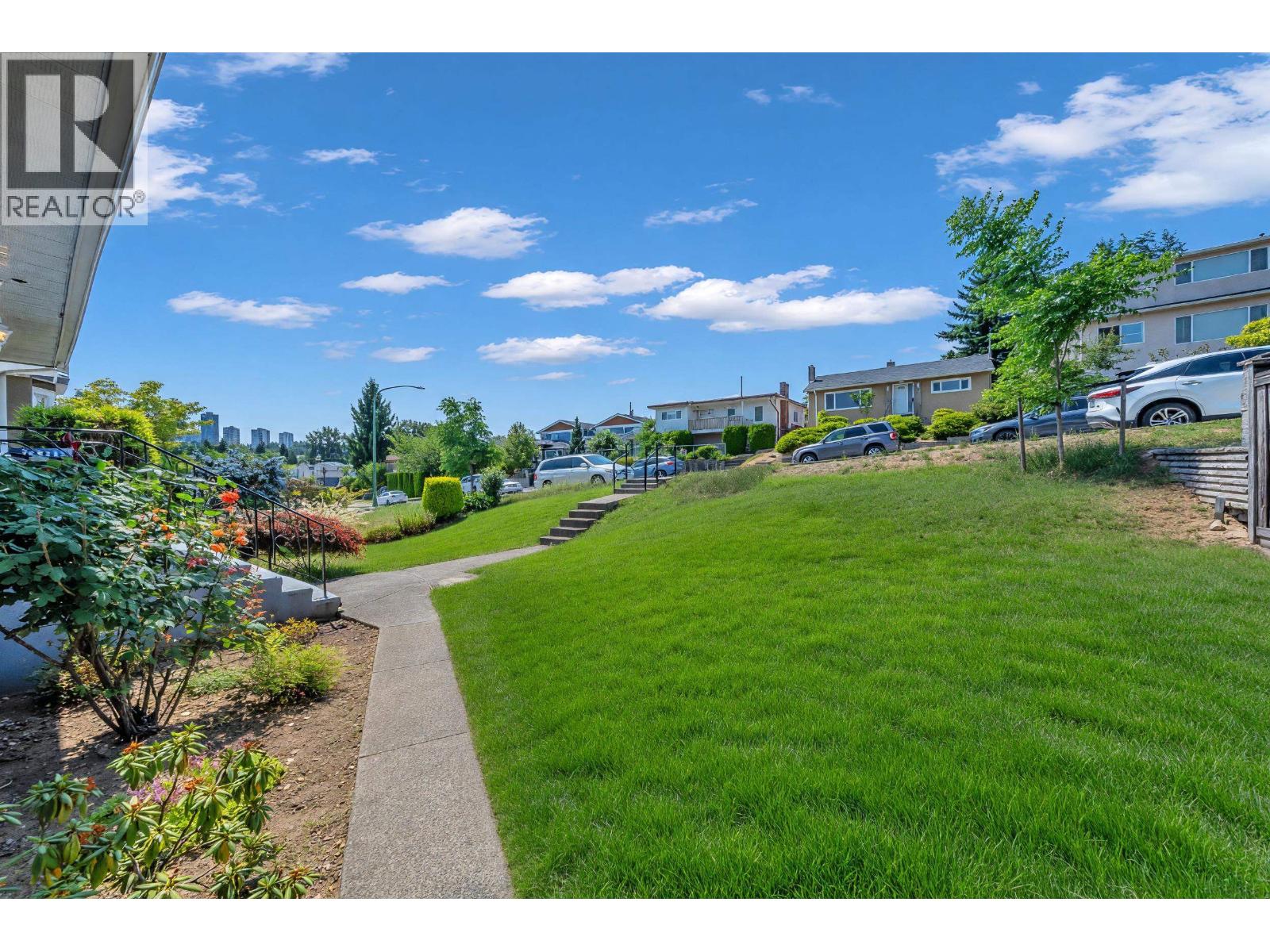 4438 Darwin Avenue, Burnaby, British Columbia  V5G 3E6 - Photo 8 - R3146343