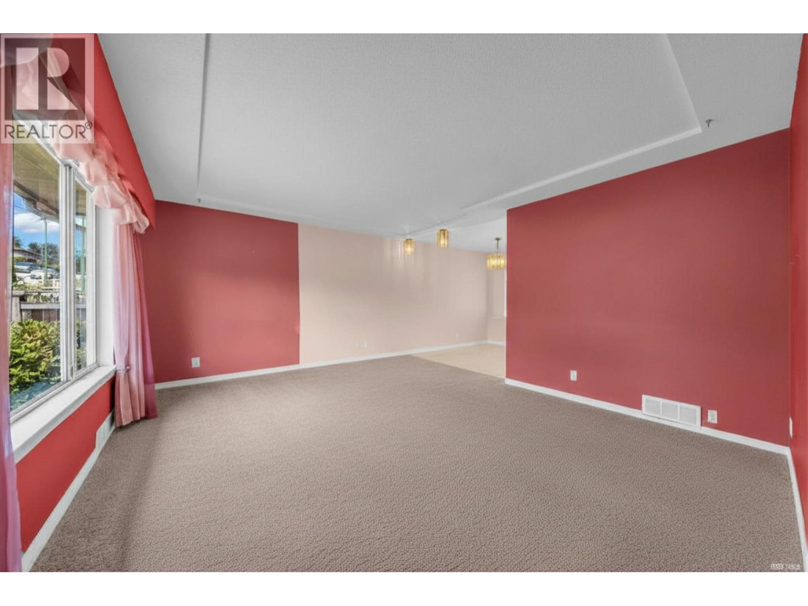 4438 Darwin Avenue, Burnaby, British Columbia  V5G 3E6 - Photo 12 - R3146343