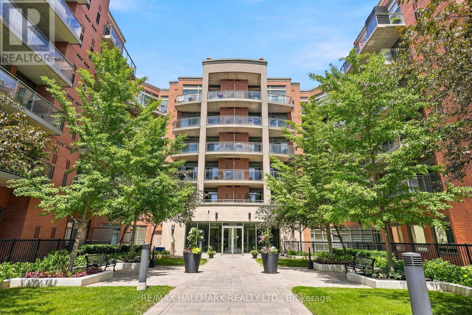 409 - 281 WOODBRIDGE AVENUE, Vaughan, Ontario