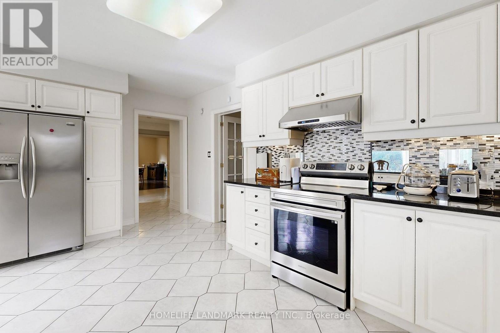 46 Green Ash Crescent, Richmond Hill, Ontario  L4B 3S1 - Photo 13 - N13564222