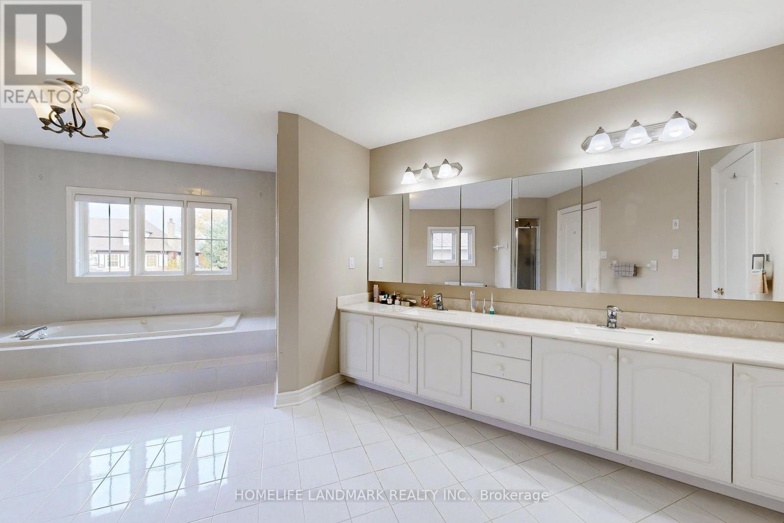 46 Green Ash Crescent, Richmond Hill, Ontario  L4B 3S1 - Photo 20 - N13564222