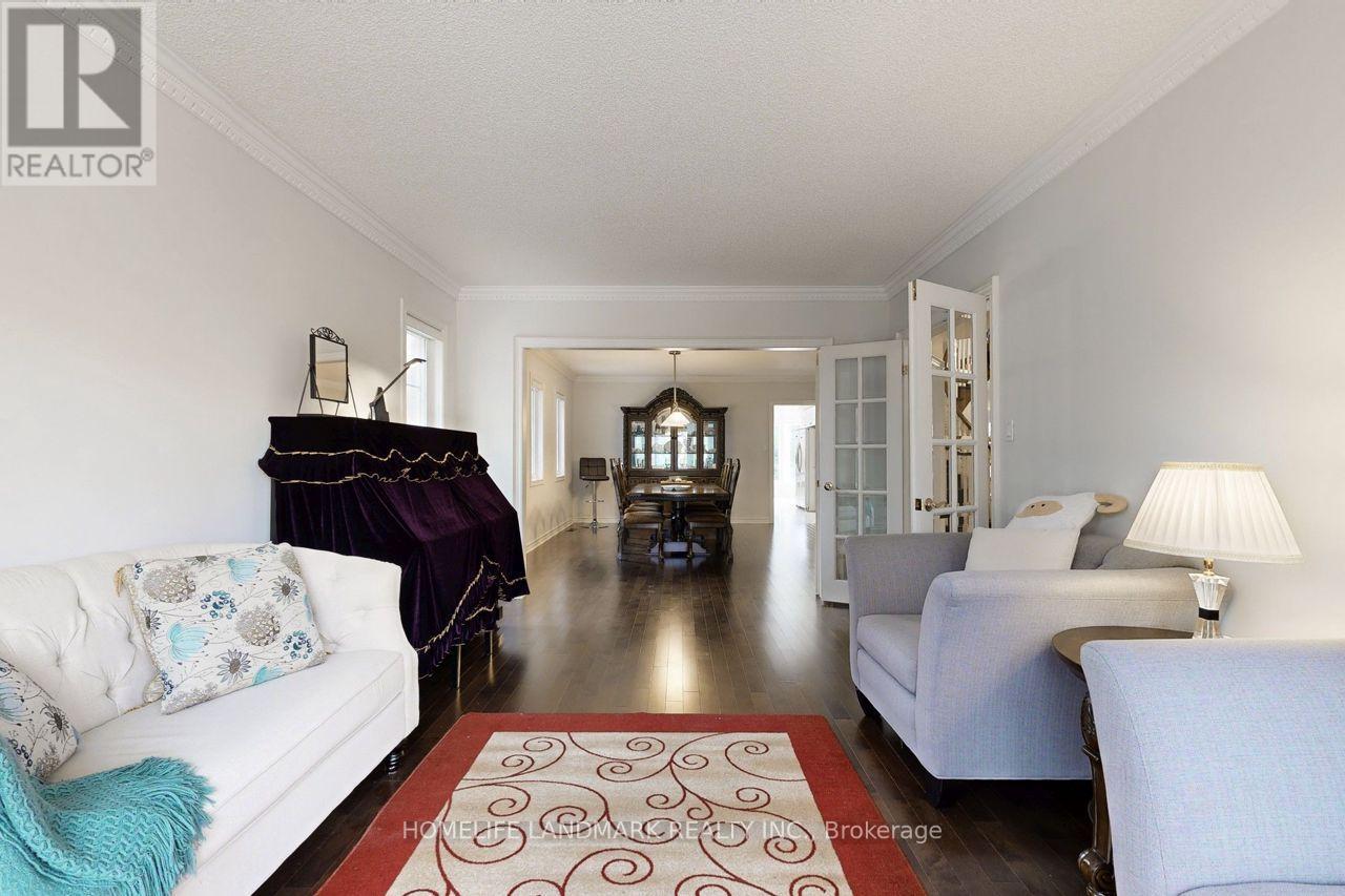 46 Green Ash Crescent, Richmond Hill, Ontario  L4B 3S1 - Photo 7 - N13564222