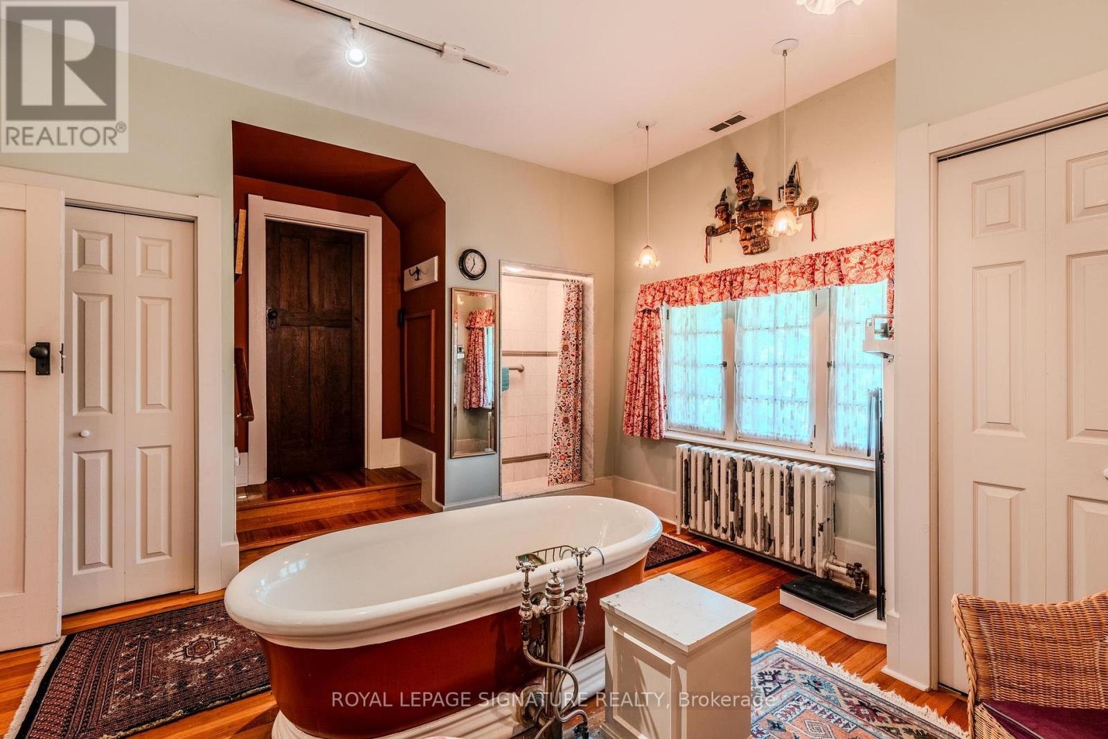 Main - 295 Indian Road, Toronto, Ontario  M6R 2X5 - Photo 20 - W13564238