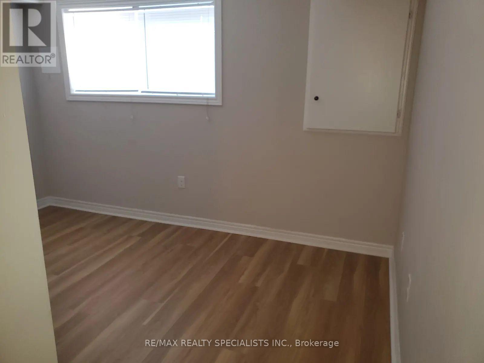 69 Battalion Road, Brampton, Ontario  L7A 4B5 - Photo 2 - W13564256