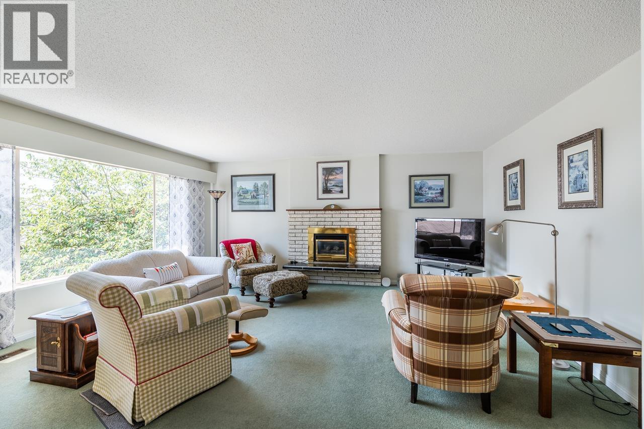 877 Shaw Avenue, Coquitlam, British Columbia V3K 2S1 - Photo 6 - R3146324