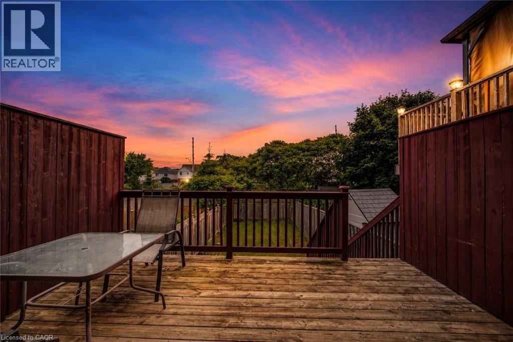 208 Featherstone Crescent, Kitchener, Ontario  N2R 1Z3 - Photo 2 - 40845942
