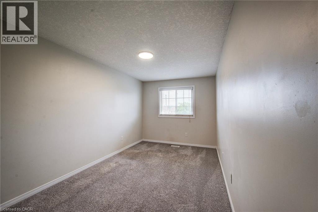 208 Featherstone Crescent, Kitchener, Ontario  N2R 1Z3 - Photo 23 - 40845942