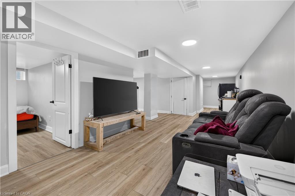 31 Marion Place Unit# Lower, Stoney Creek, Ontario  L8G 1R6 - Photo 10 - 40847886