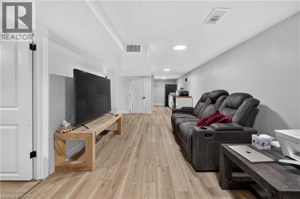 31 Marion Place Unit# Lower, Stoney Creek, Ontario  L8G 1R6 - Photo 9 - 40847886