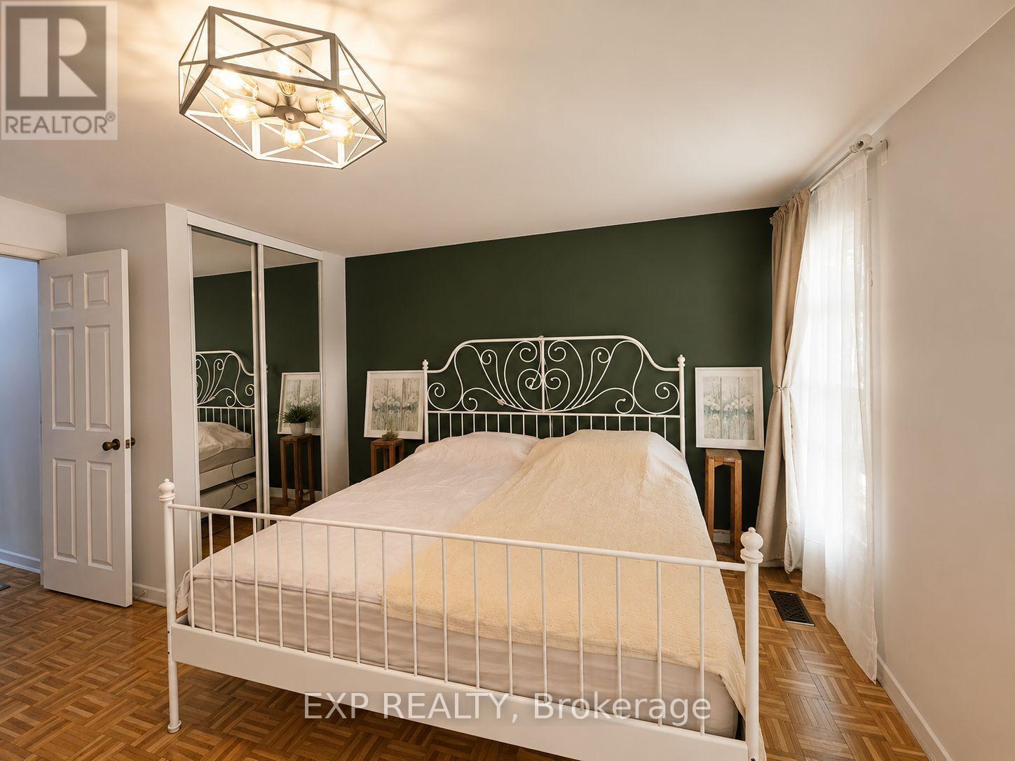 #12 - 12 Permfield Path, Toronto, Ontario  M9C 4Y5 - Photo 12 - W13559330