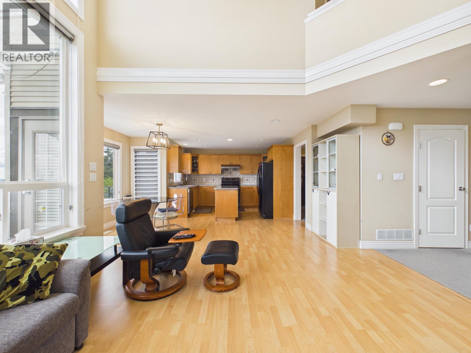 3010 Maplewood Court, Coquitlam, British Columbia  V3E 3P3 - Photo 12 - R3146381