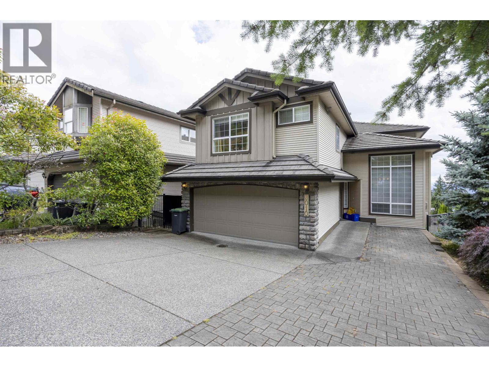 3010 Maplewood Court, Coquitlam, British Columbia  V3E 3P3 - Photo 2 - R3146381