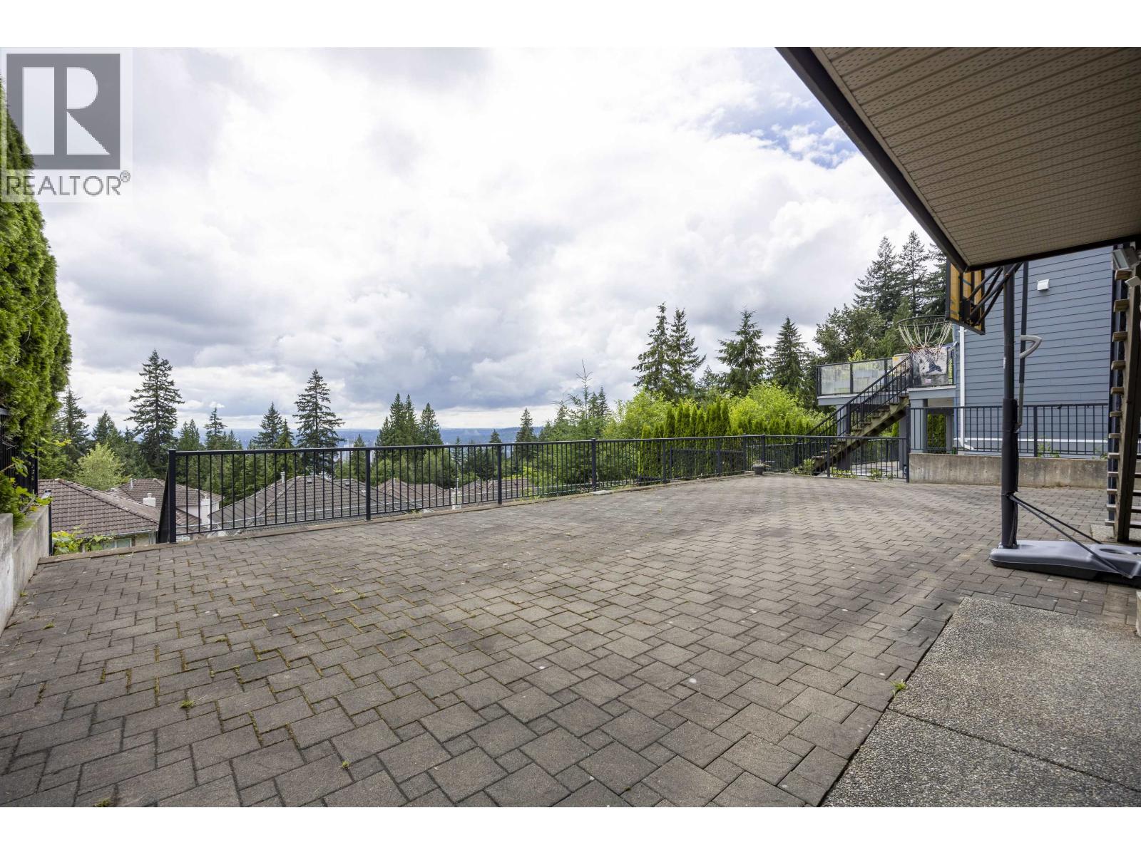 3010 Maplewood Court, Coquitlam, British Columbia  V3E 3P3 - Photo 34 - R3146381